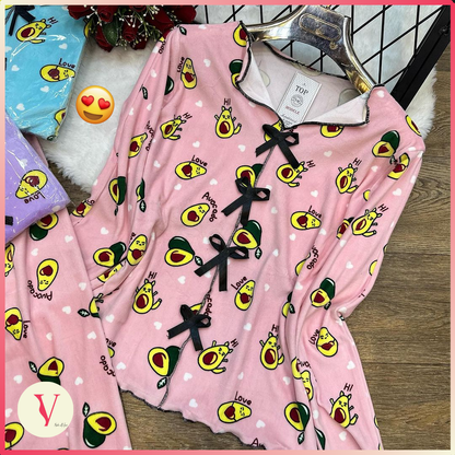 🥑💕 بيجامة أفوكادو ترند قطيفة سوفت 🥑💕